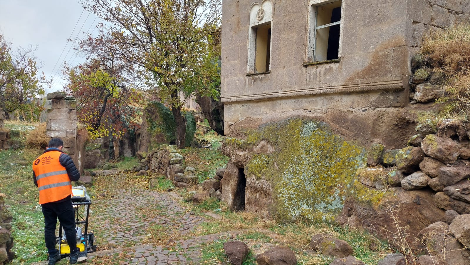 Aksaray Güzelyurt GPR jeoradar ölçümü yapılan arkeolojik alan